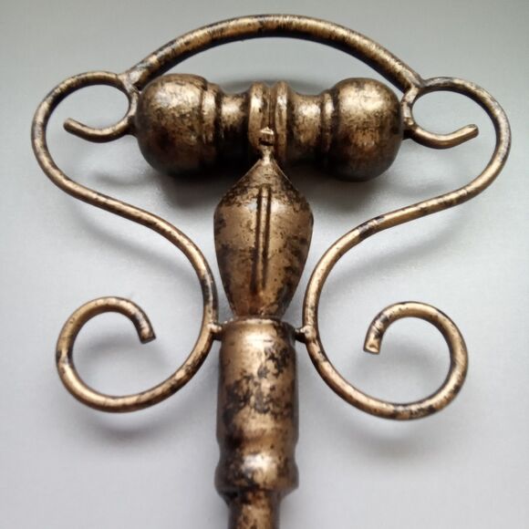 Wall Decor Metal Key Black‎ Gold Rustic Farmhouse - Picture 8 of 10